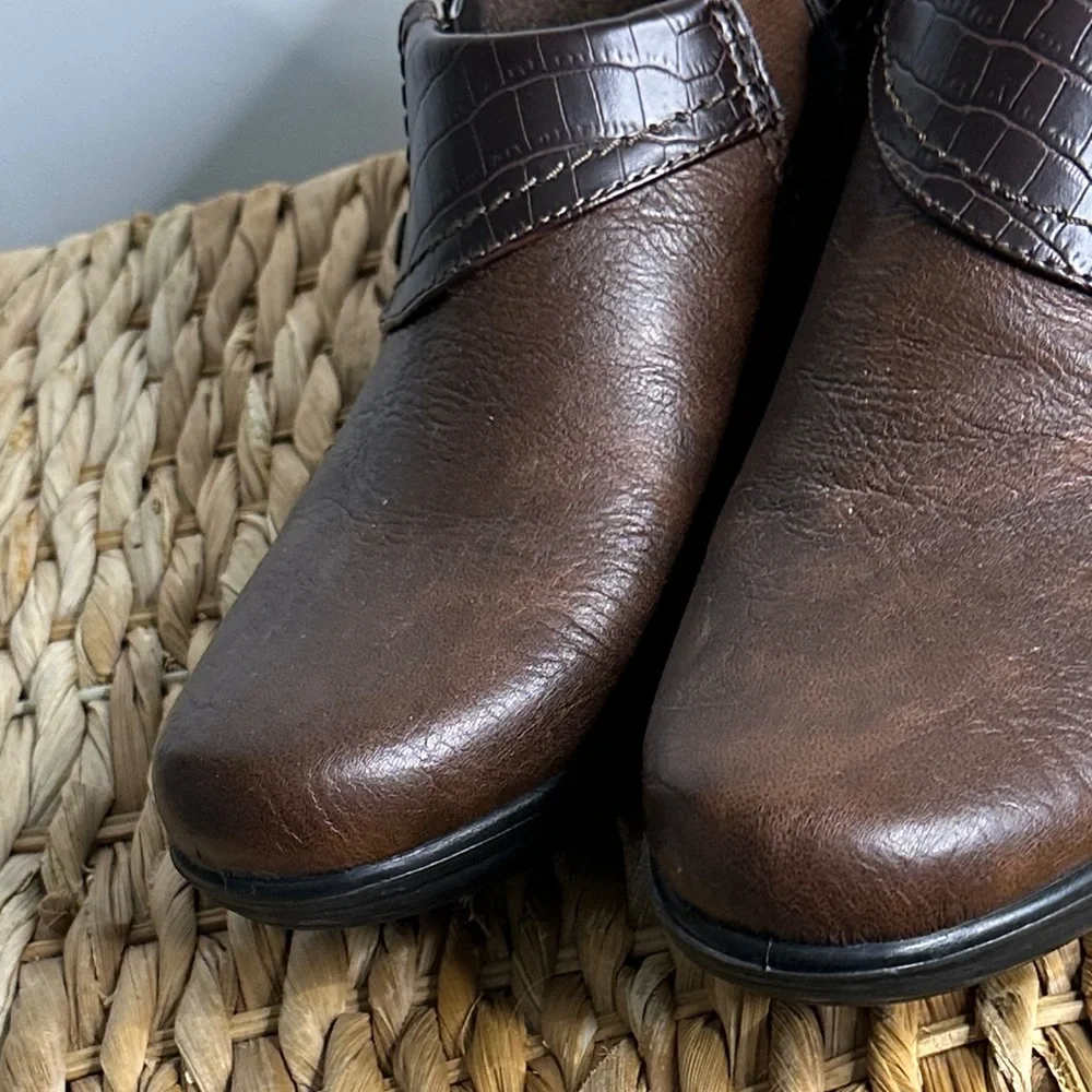 Easy Street‎ women’s booties